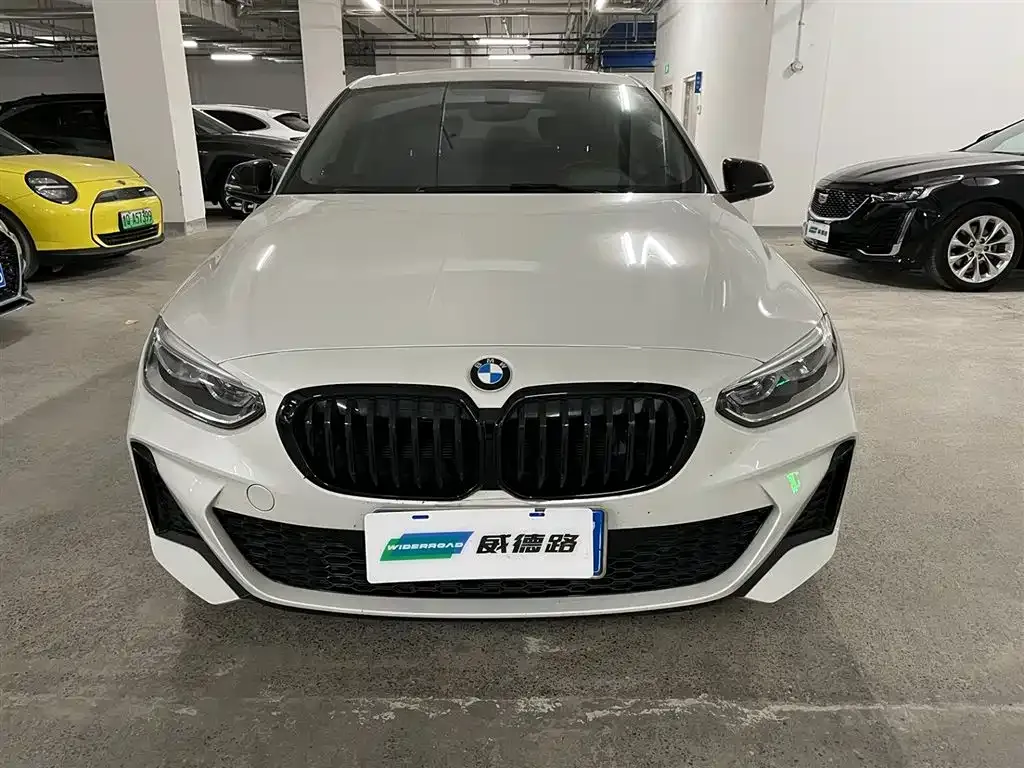 BMW 1 Series 2022 из CN, фото 2