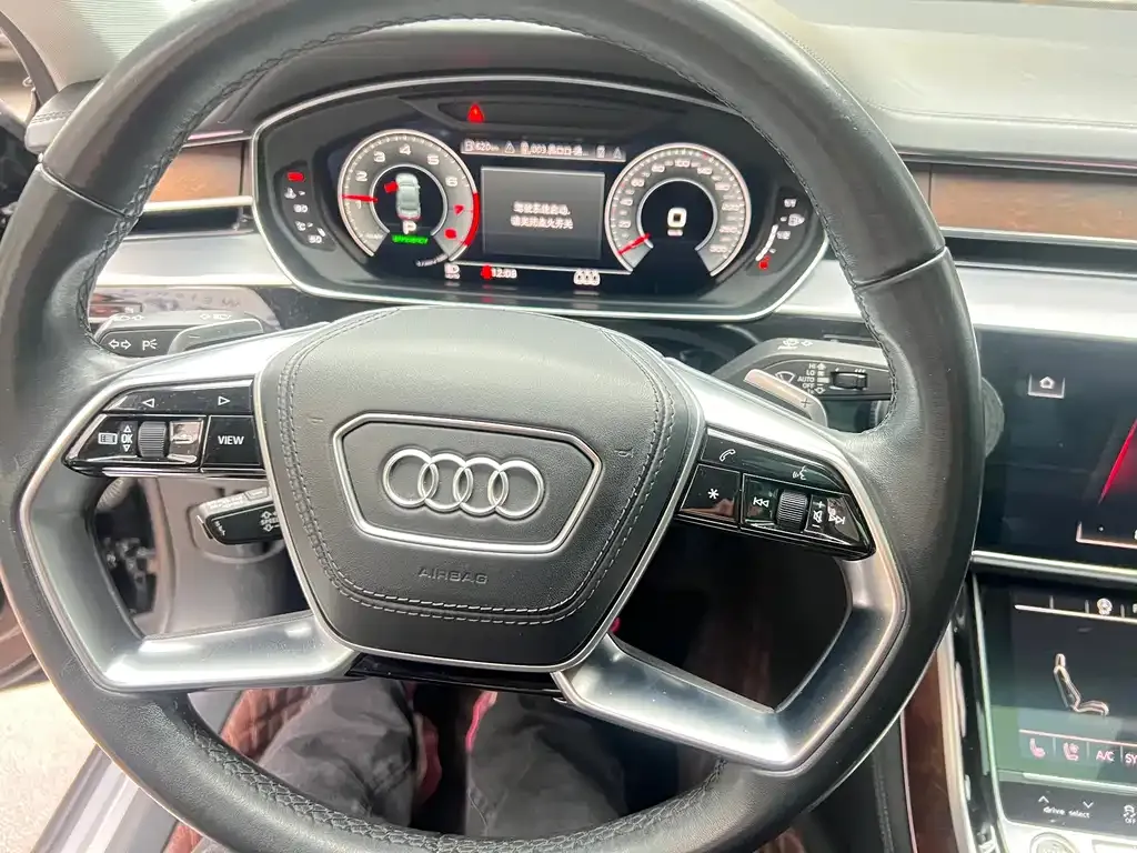 Audi A8 2021 из CN, фото 7