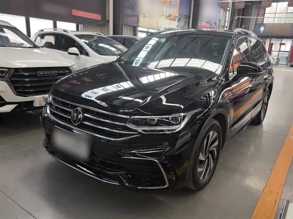 Volkswagen Tiguan L 2024 из CN, фото 1