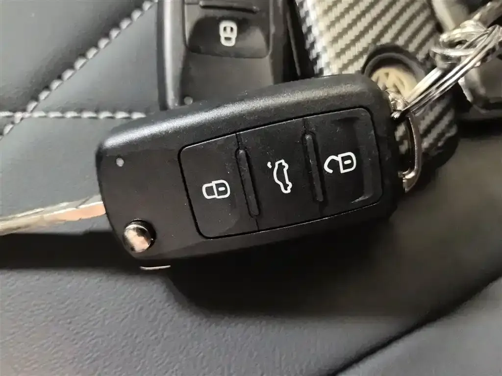Volkswagen Tiguan L 2024 из CN, фото 9