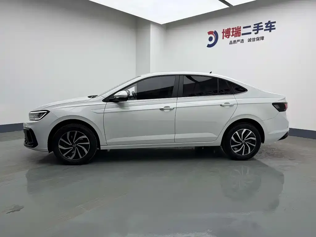 Volkswagen Lavida 2024 из CN, фото 2