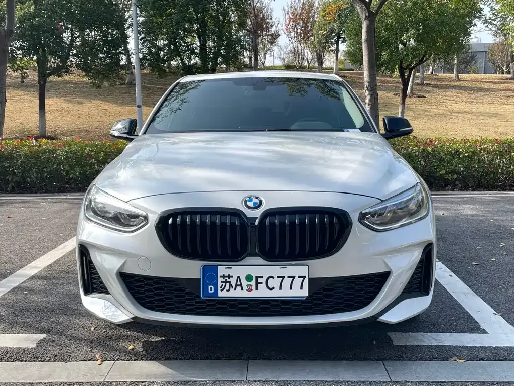 BMW 1 Series 2021 из CN, фото 2