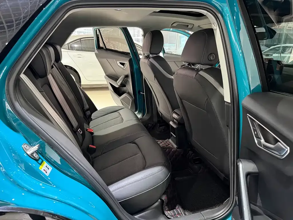 Audi Q2L 2021 из CN, фото 10