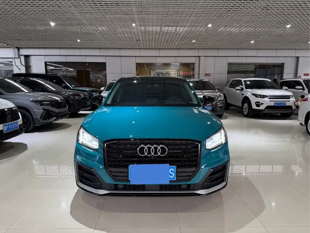 Audi Q2L 2021 из CN, фото 2
