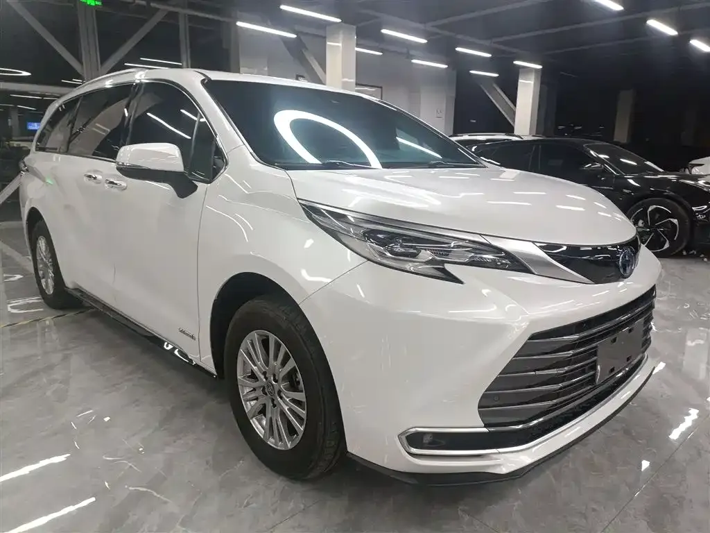 Toyota Sienna 2022 из CN, фото 4