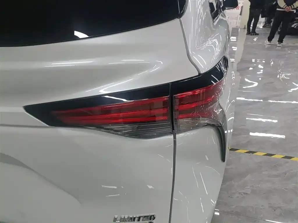 Toyota Sienna 2022 из CN, фото 8