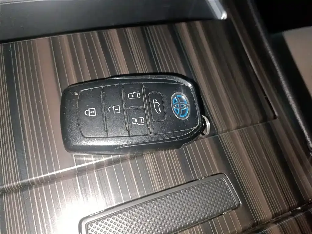 Toyota Sienna 2022 из CN, фото 9