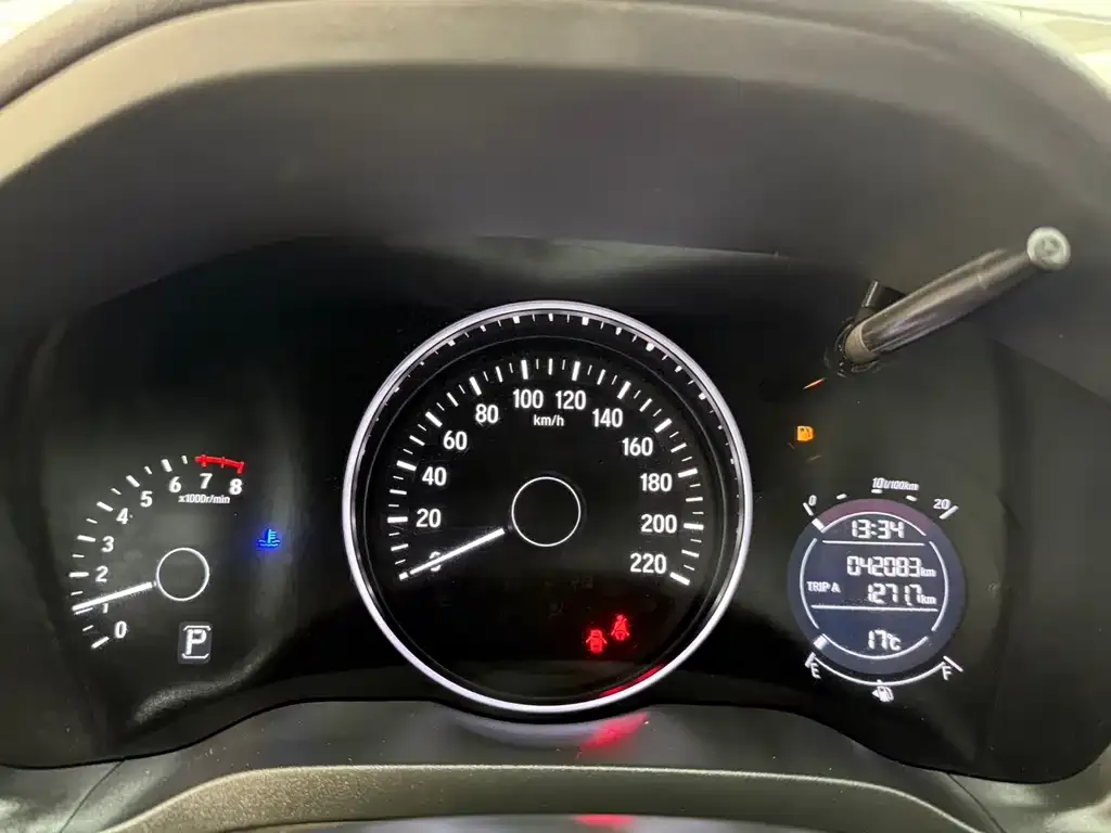 Honda Vezel 2022 из CN, фото 10