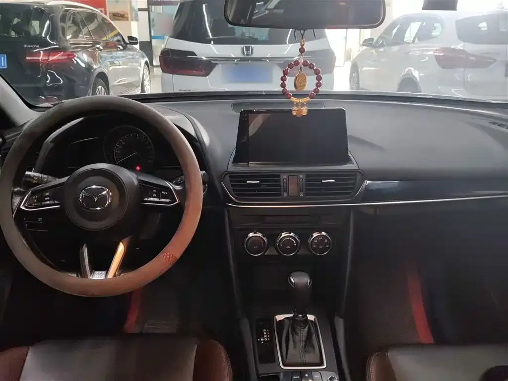 Mazda CX-4 2021 из CN, фото 9