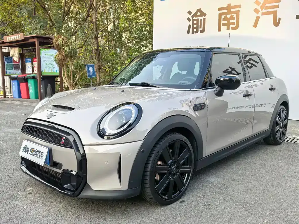 MINI Cooper (3-door) 2022 из CN, фото 1