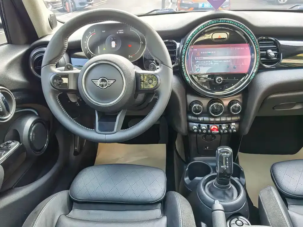 MINI Cooper (3-door) 2022 из CN, фото 9