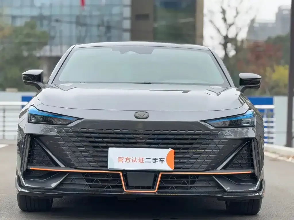 Changan UNI-V 2023 из CN, фото 2
