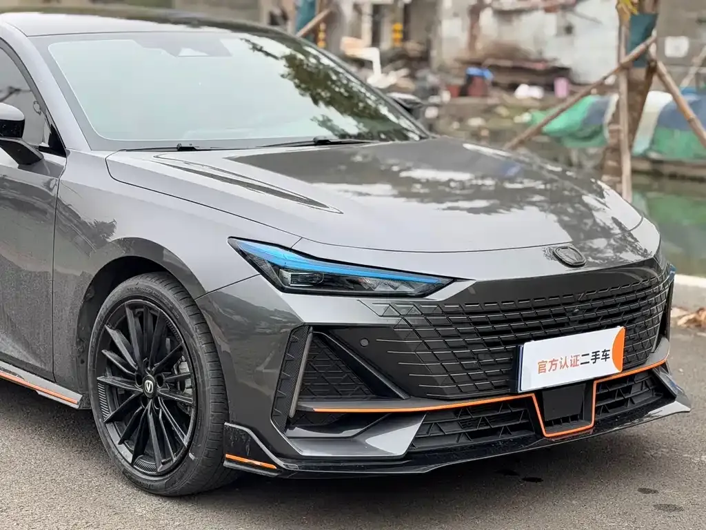 Changan UNI-V 2023 из CN, фото 4