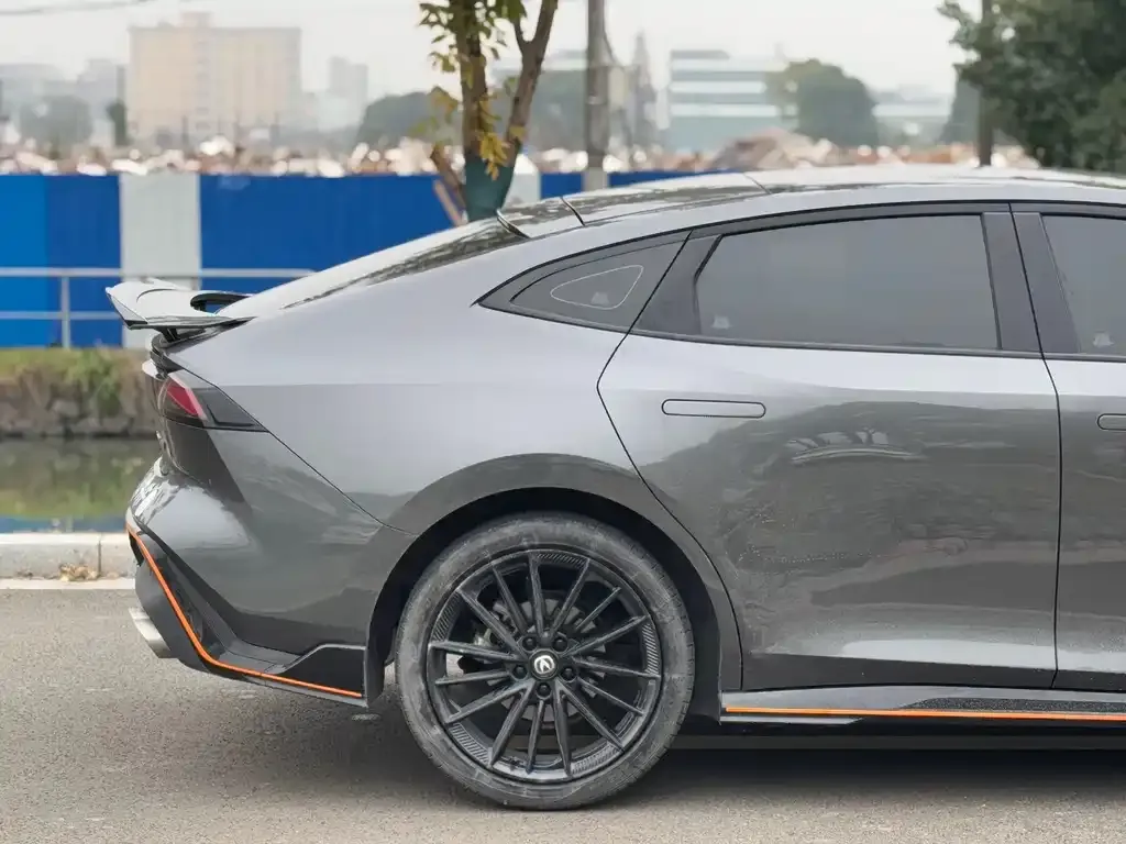 Changan UNI-V 2023 из CN, фото 7