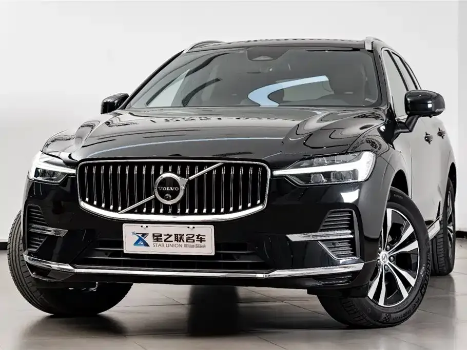 Volvo XC60 2022 из CN, фото 2