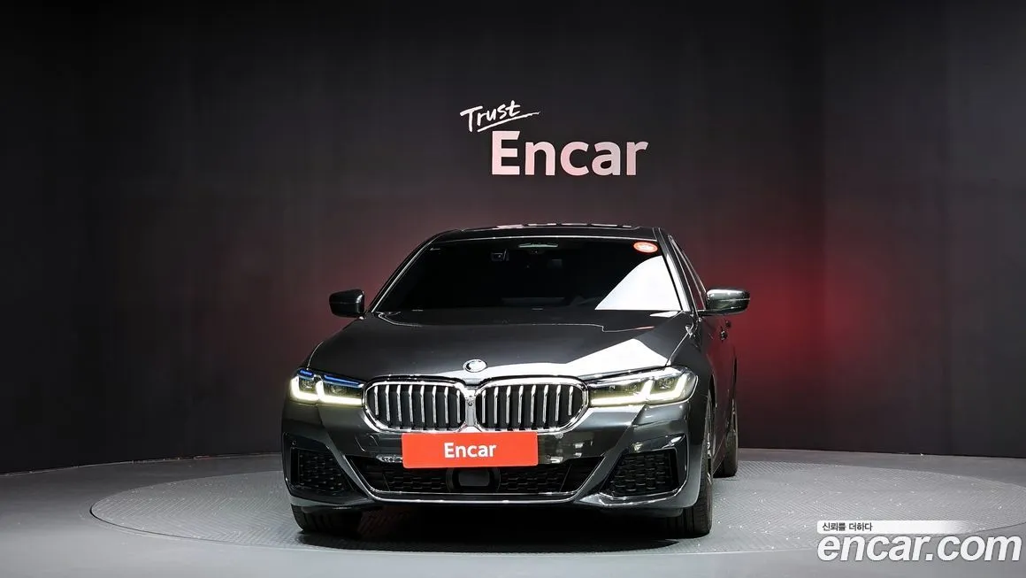 BMW 5-Series 2023 из KR, фото 3