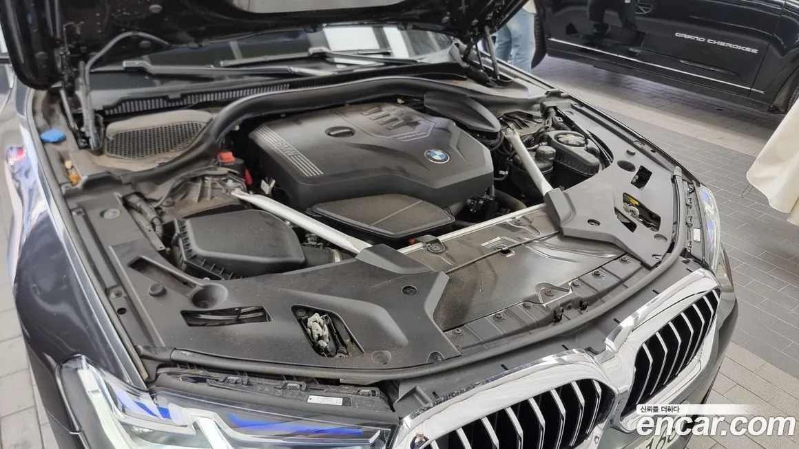 BMW 5-Series 2023 из KR, фото 6