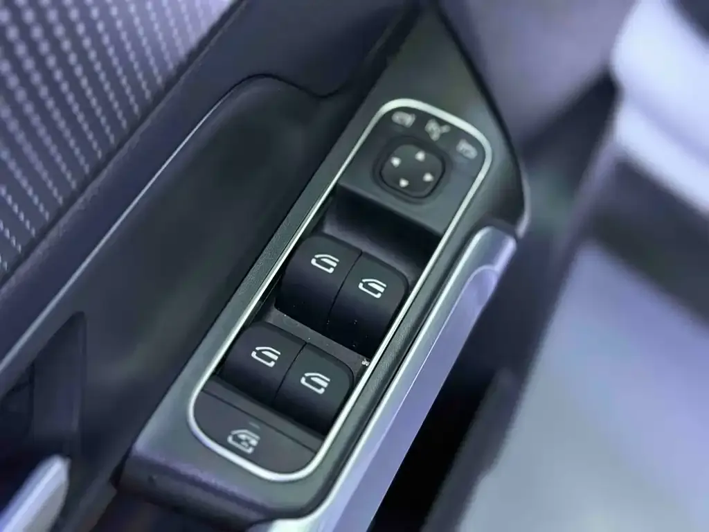 Mercedes-Benz GLB 2021 из CN, фото 9
