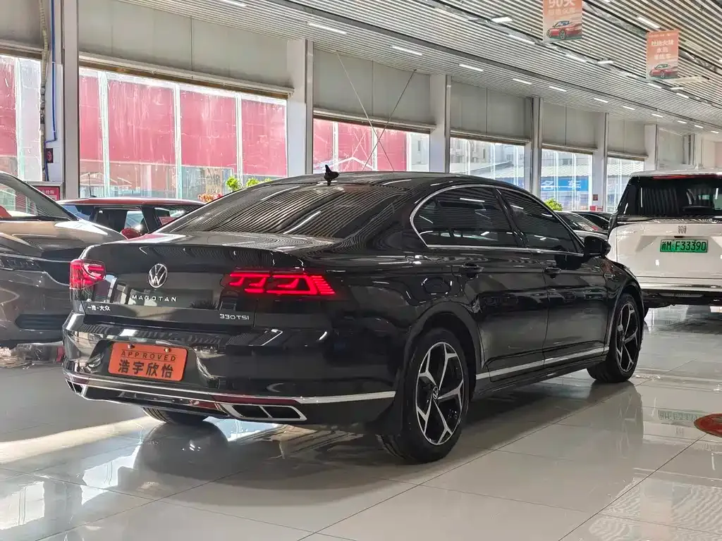 Volkswagen Magotan 2024 из CN, фото 4