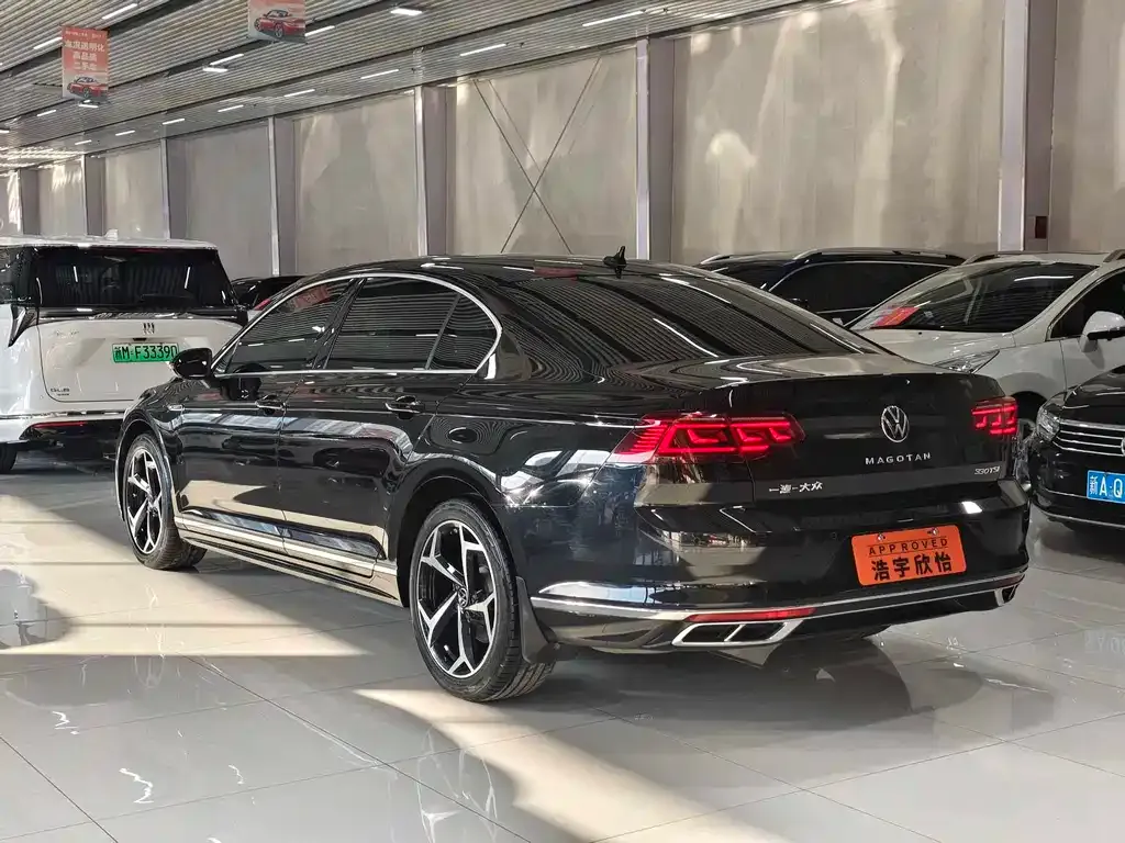 Volkswagen Magotan 2024 из CN, фото 6