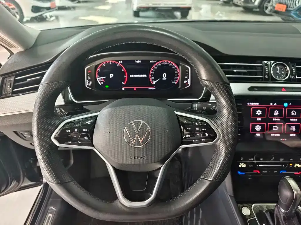 Volkswagen Magotan 2024 из CN, фото 7