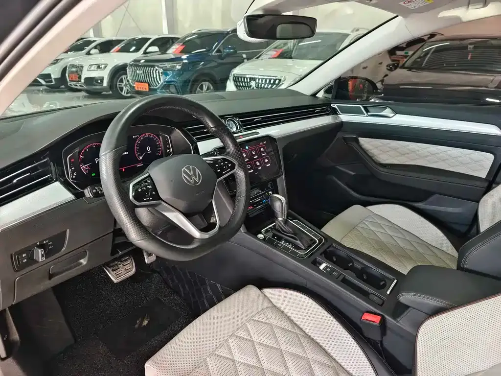 Volkswagen Magotan 2024 из CN, фото 8