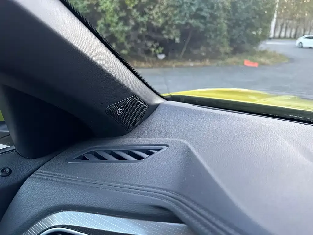 Volkswagen T-Roc 2023 из CN, фото 8