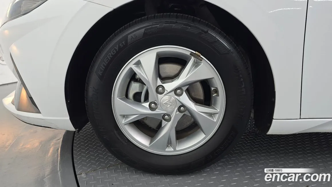 Hyundai AVANTE 2021 из KR, фото 5