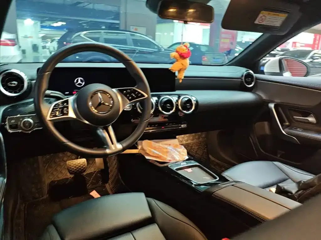 Mercedes-Benz A-Class 2024 из CN, фото 5