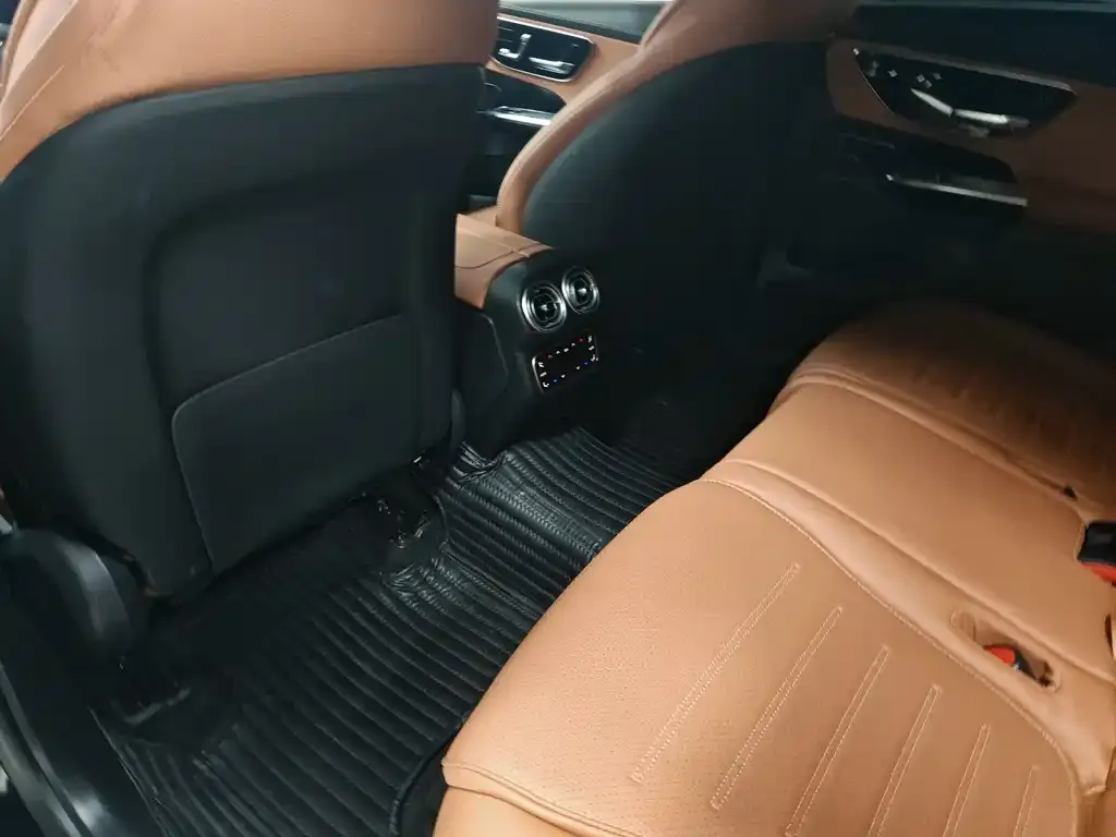 Mercedes-Benz GLC 2023 из CN, фото 6