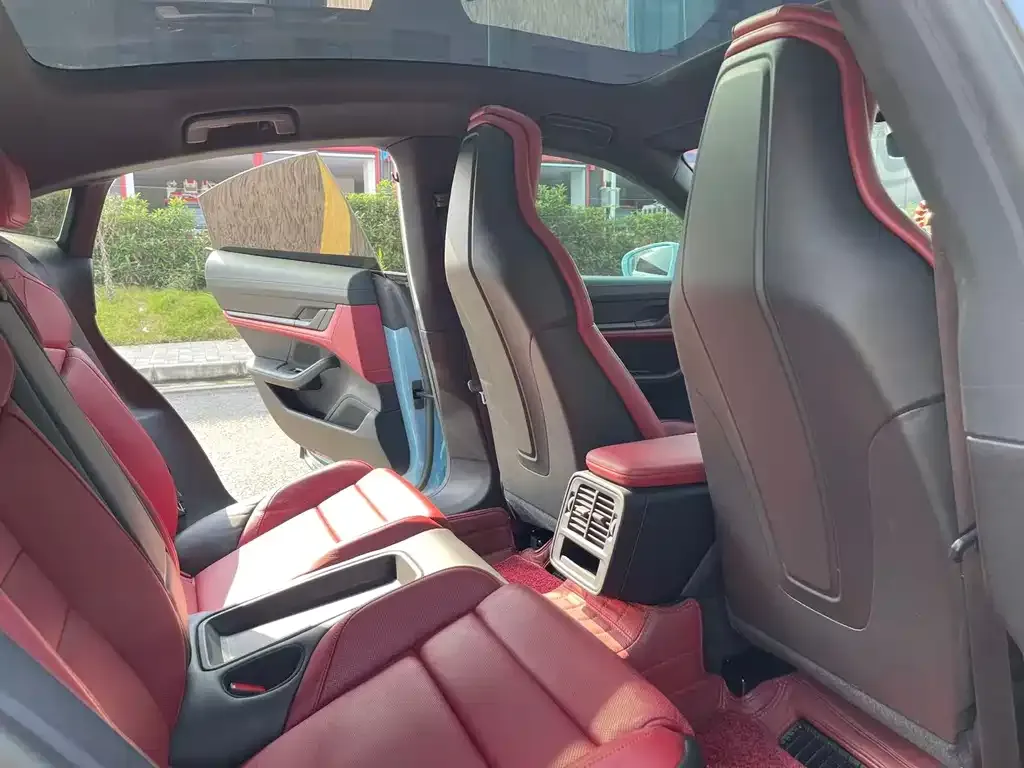 Porsche Taycan 2023 из CN, фото 9