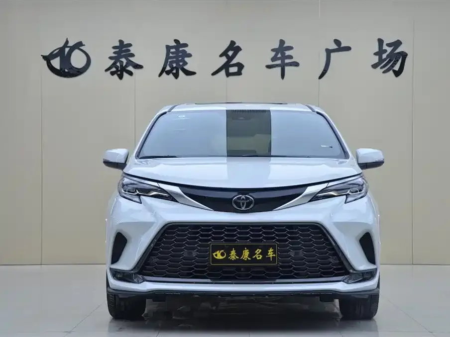 Toyota Granvia 2025 из CN, фото 2