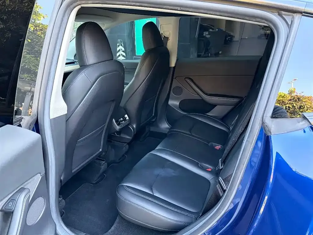 Tesla Model Y 2022 из CN, фото 8