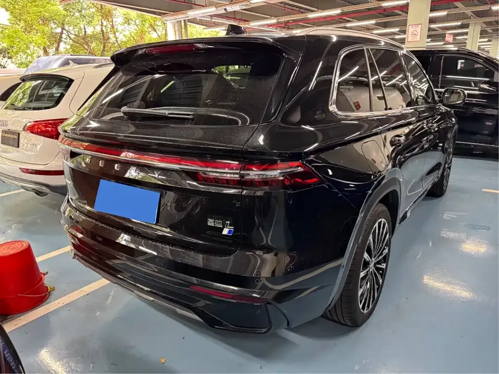 Geely Xingyue L — фото 3