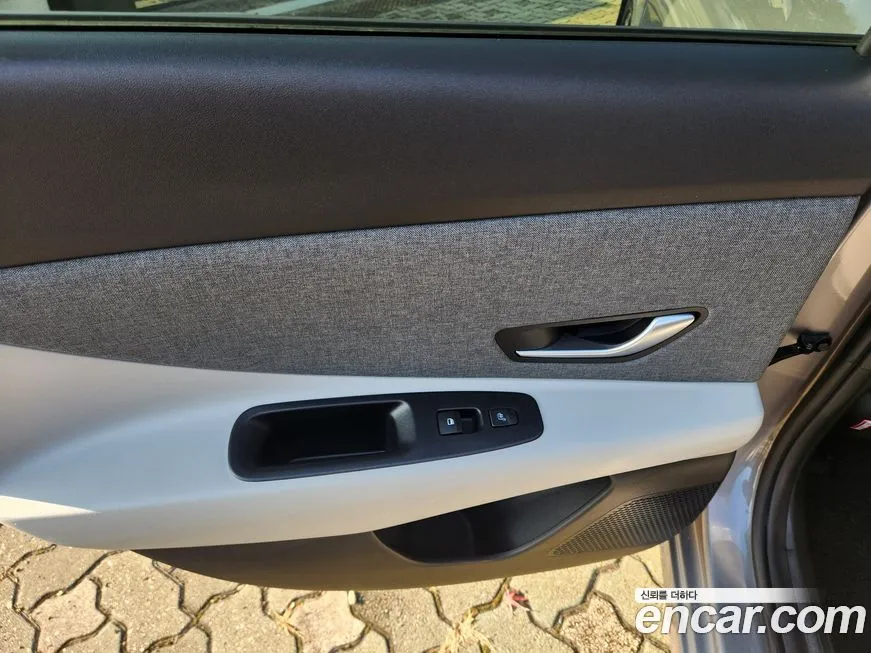 Hyundai AVANTE 2023 из KR, фото 6