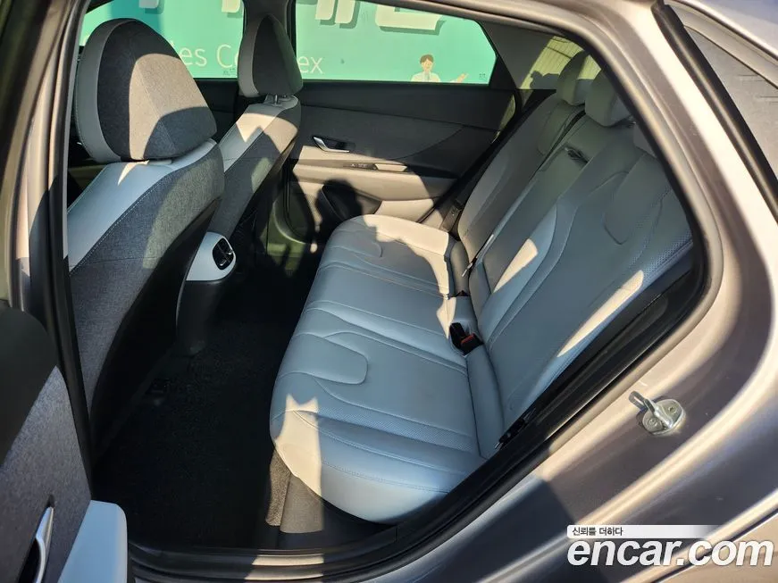 Hyundai AVANTE 2023 из KR, фото 7