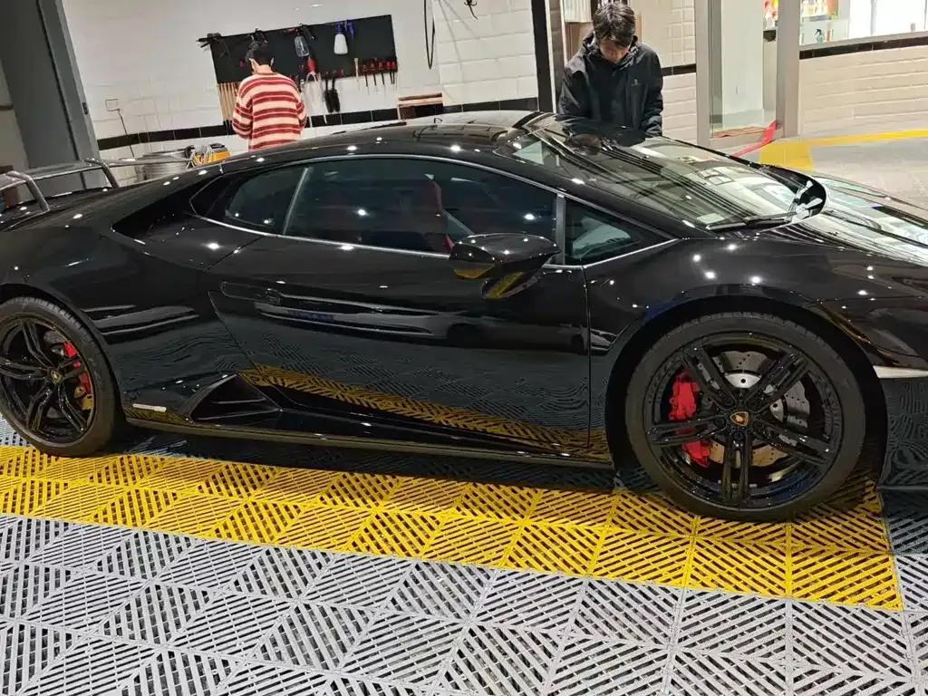 Lamborghini Huracan 2023 из CN, фото 2