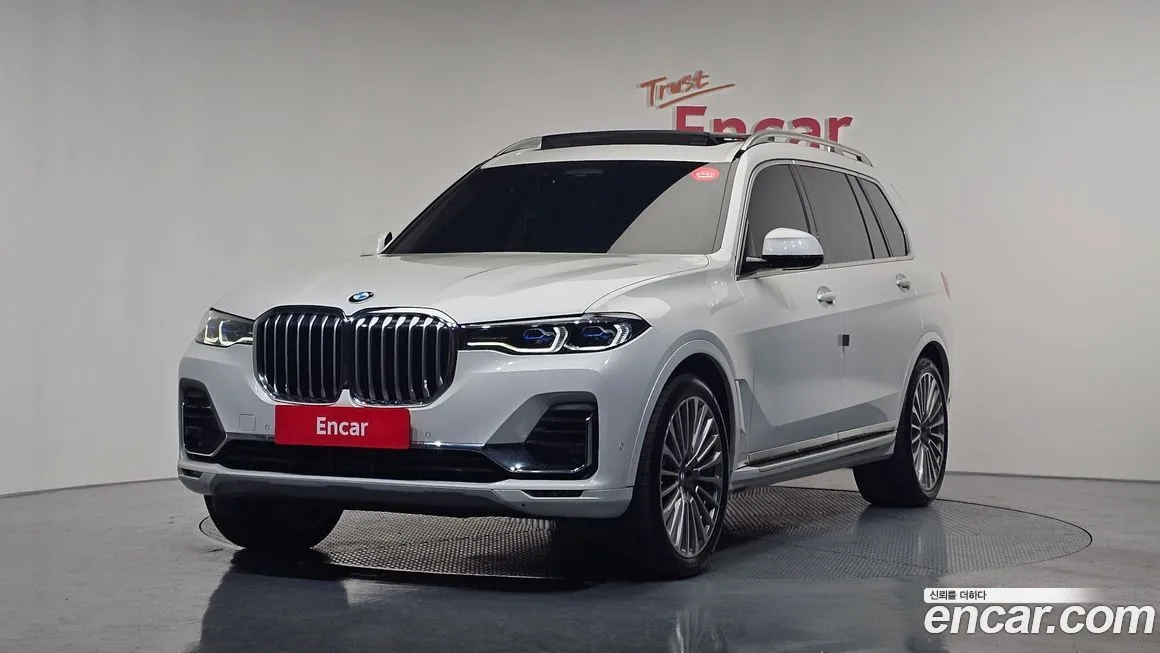 BMW X7 — фото 1