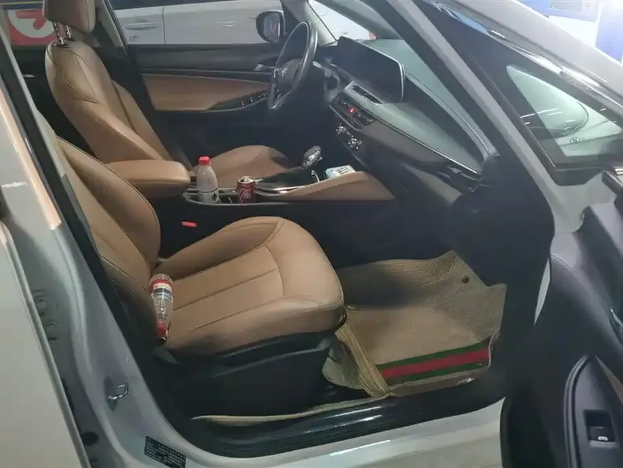 Buick GL6 2021 из CN, фото 8