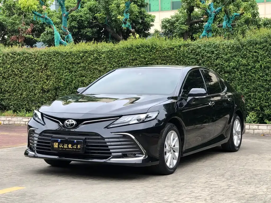 Toyota Camry 2023 из CN, фото 1