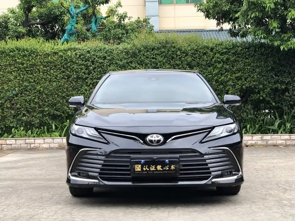 Toyota Camry 2023 из CN, фото 2