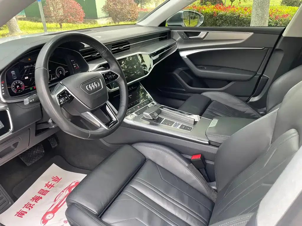 Audi A7 2021 из CN, фото 7