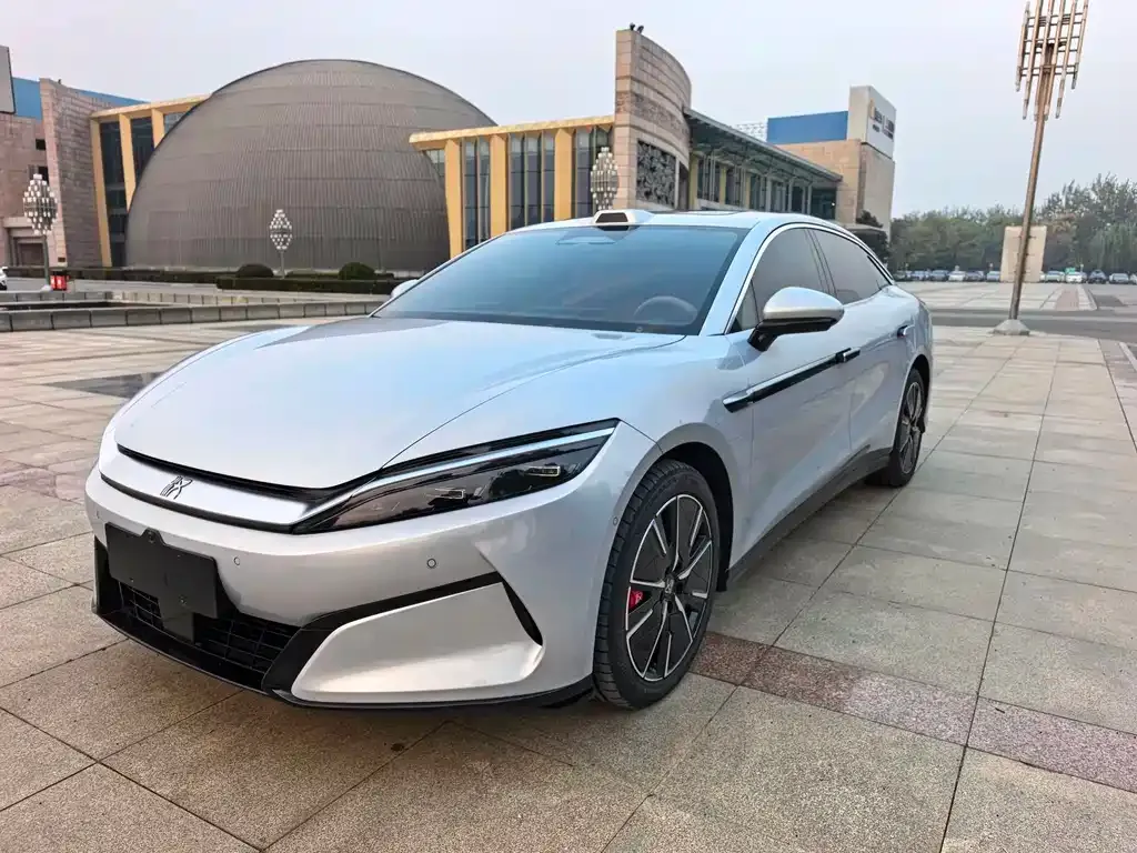 BYD Han L 2025 из CN, фото 1