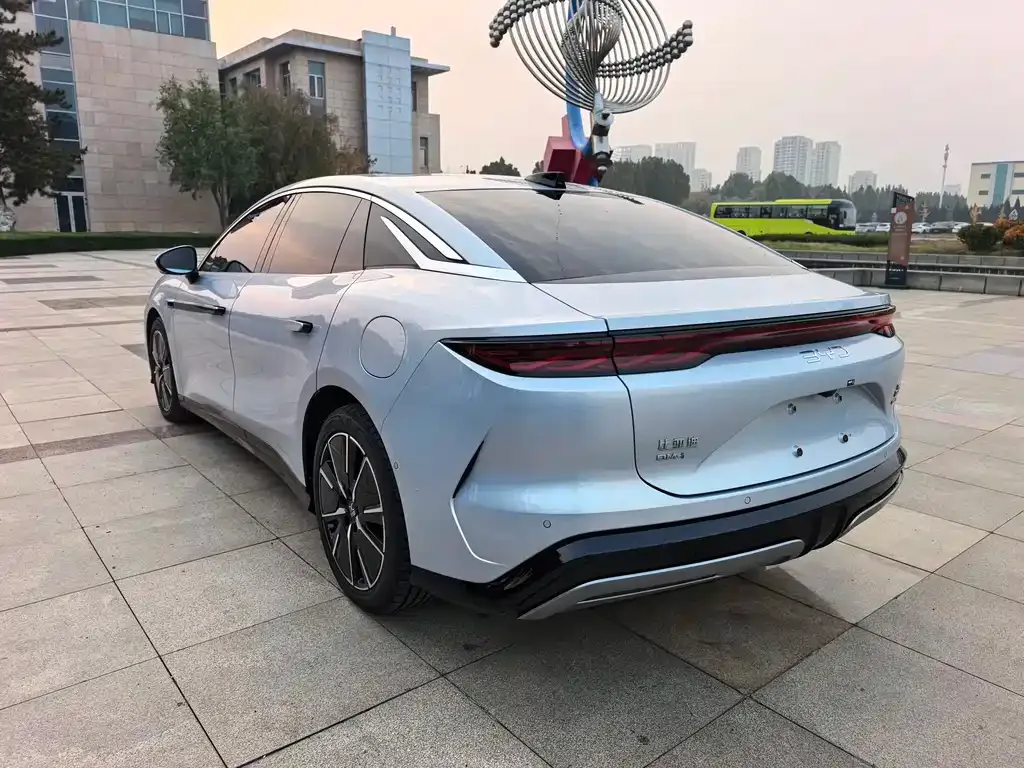 BYD Han L 2025 из CN, фото 6