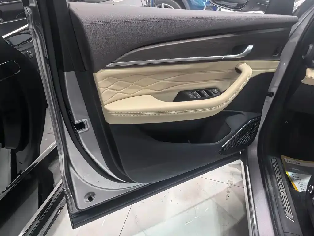 Geely Xingyue L 2025 из CN, фото 3