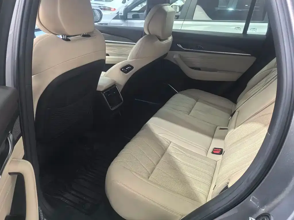 Geely Xingyue L 2025 из CN, фото 6