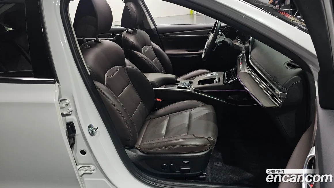 Hyundai Grandeur — фото 10