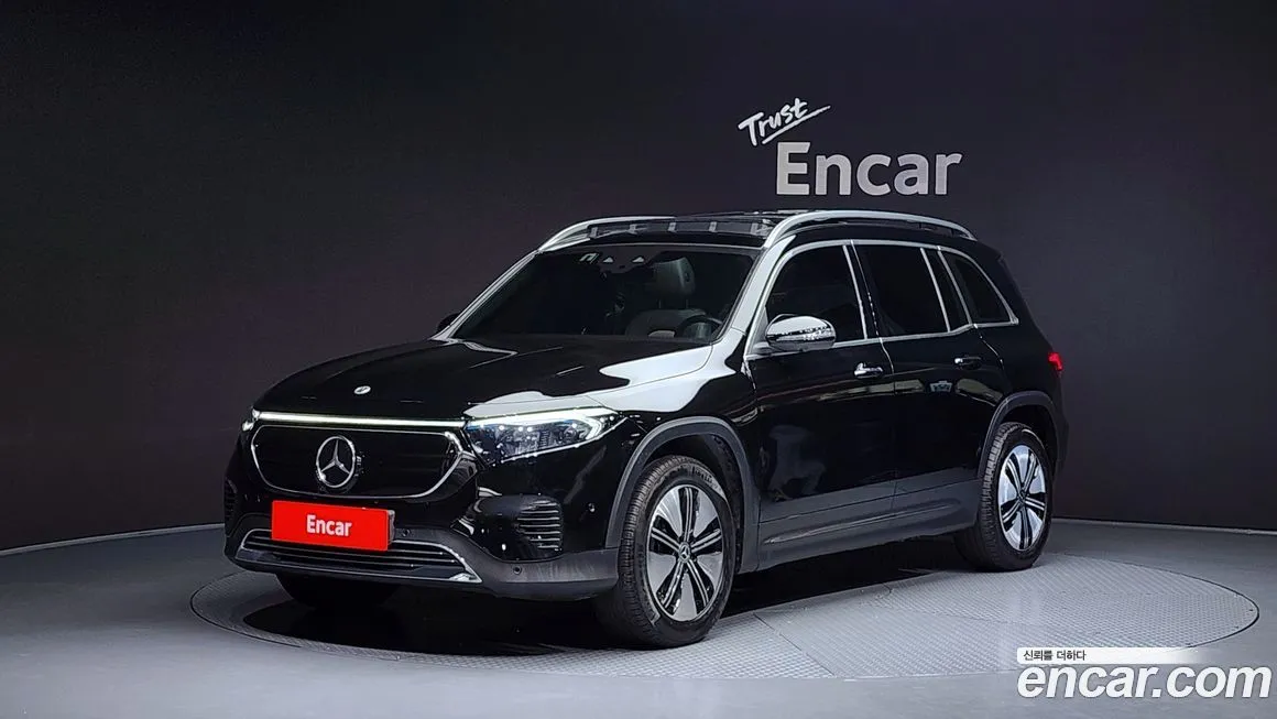 Mercedes-Benz EQB