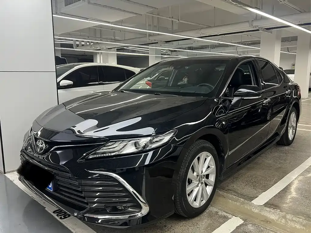 Toyota Camry 2022 из CN, фото 1