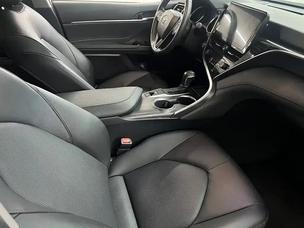 Toyota Camry 2022 из CN, фото 10